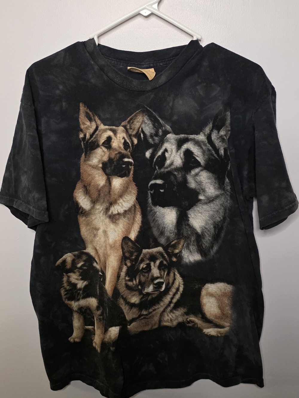 Vintage The Mountain German Shepherd Graphic T-shirt Sz L